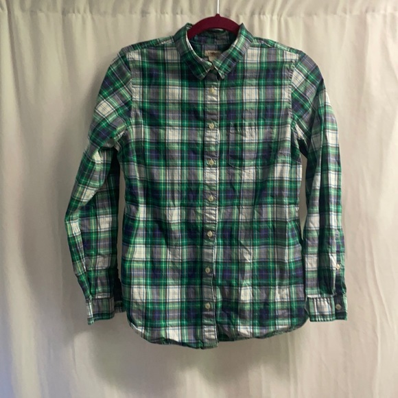 L.L. Bean Tops - L.L. Bean women's small cotton plaid button down longsleeve shirt size S